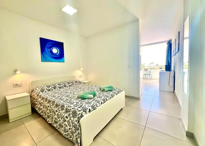 Apartment Yumbo Playa del Ingles (Gran Canaria)